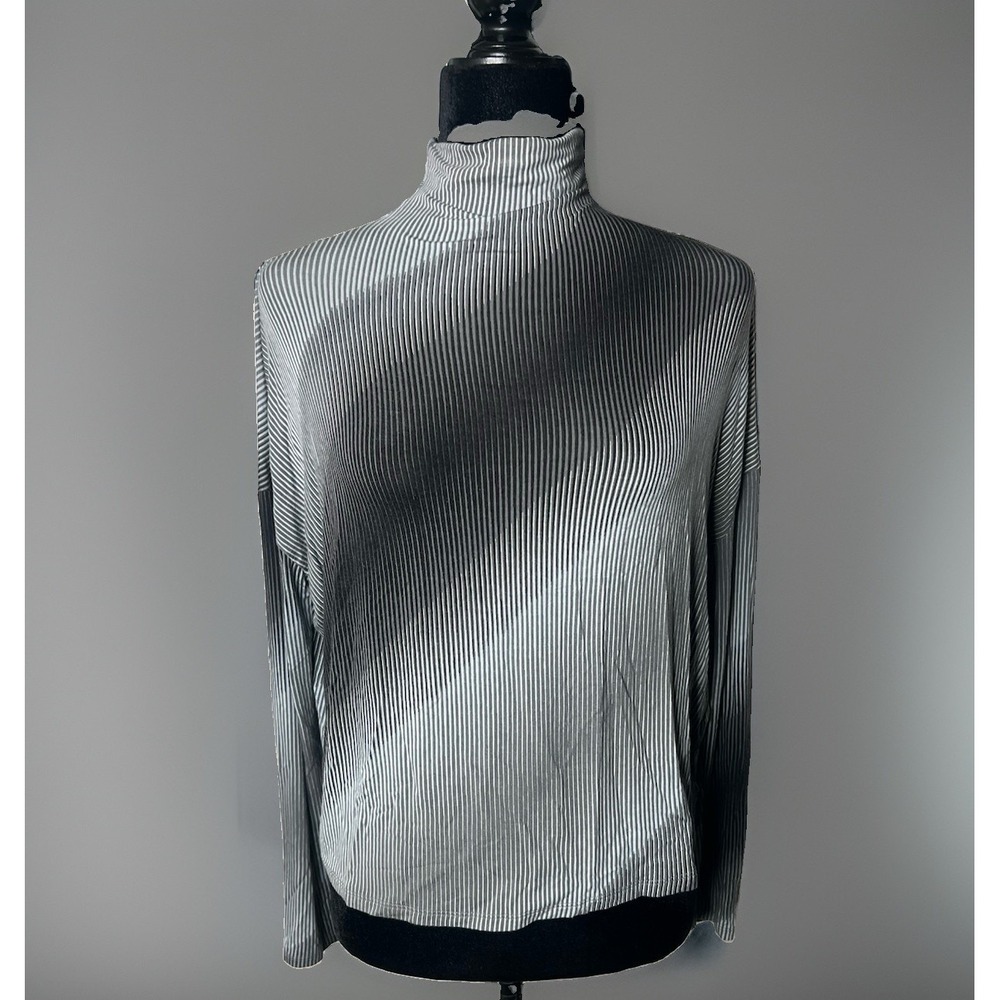 Babaton long‎ sleeve Turtleneck Top XS Black,grey.